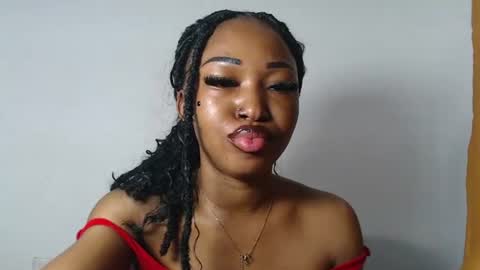 Snapshot of sexy_bluey247 chatting on 06-09-26, 02:56 sexy_bluey247 online show from 06-09-26, 02:56