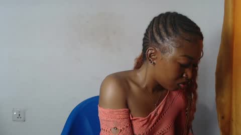 Snapshot of sexy_bluey247 chatting on 06-29-26, 02:50 sexy_bluey247 online show from 06-29-26, 02:50