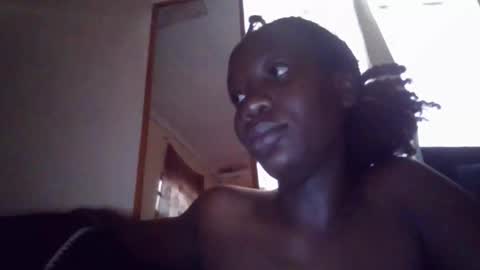 sexy_butty01 online show from 12-04-25, 12:25