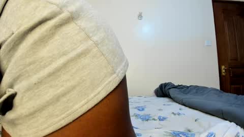 Snapshot of sexy_celena chatting on 04-27-26, 05:05 Celena Selena online show from 04-27-26, 05:05