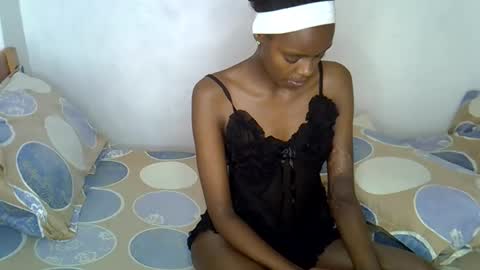 sexy_charliee online show from 02-01-26, 01:31