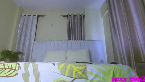 foxxy sweets online show from 11-21-25, 06:23