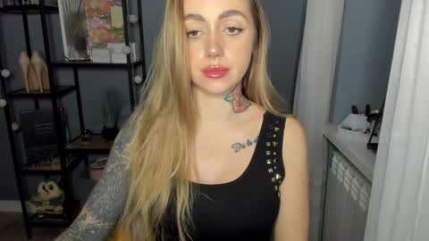 Snapshot of sexy_coralie chatting on 12-01-24, 04:51 C o r a l i e online show from 12-01-24, 04:51