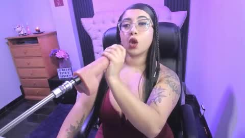  C R I S T A L  online show from 01-10-26, 03:08