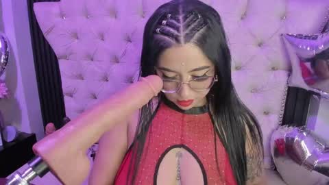  C R I S T A L  online show from 04-20-26, 09:05