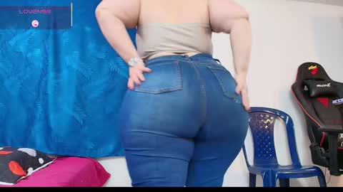 karla           instagram  online show from 12-16-25, 03:50