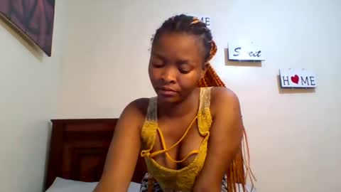 Snapshot of sexy_dianaa chatting on 06-22-26, 07:22 sexy_dianaa online show from 06-22-26, 07:22
