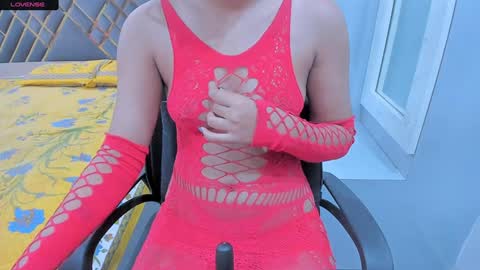 Snapshot of sexy_doll_1_ chatting on 01-25-25, 05:07 Sexydoll online show from 01-25-25, 05:07