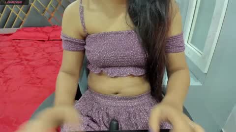 Snapshot of sexy_doll_1_ chatting on 02-06-25, 12:33 Sexydoll online show from 02-06-25, 12:33