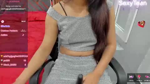 Snapshot of sexy_doll_1_ chatting on 02-14-25, 07:54 Sexydoll online show from 02-14-25, 07:54