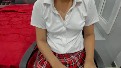 Snapshot of sexy_doll_1_ chatting on 02-24-25, 10:26 Sexydoll online show from 02-24-25, 10:26