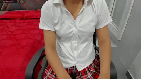 Snapshot of sexy_doll_1_ chatting on 03-02-25, 02:30 Sexydoll online show from 03-02-25, 02:30