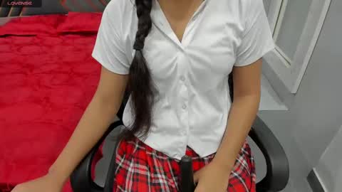 Snapshot of sexy_doll_1_ chatting on 03-02-25, 05:14 Sexydoll online show from 03-02-25, 05:14