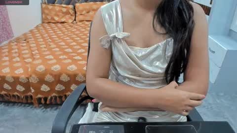 Snapshot of sexy_doll_1_ chatting on 09-19-25, 12:45 Sexydoll online show from 09-19-25, 12:45