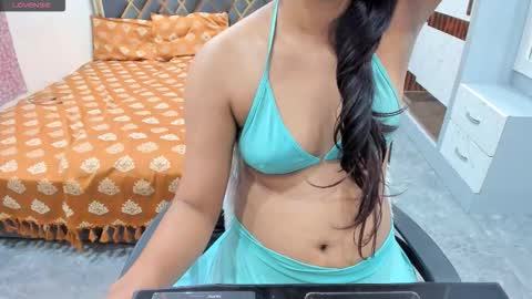 Snapshot of sexy_doll_1_ chatting on 09-19-25, 12:50 Sexydoll online show from 09-19-25, 12:50