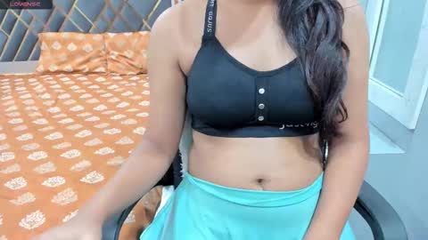 Snapshot of sexy_doll_1_ chatting on 09-26-25, 05:28 Sexydoll online show from 09-26-25, 05:28