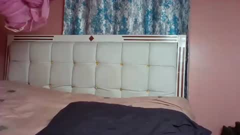 Snapshot of sexy_dot chatting on 03-09-25, 09:03 dotie online show from 03-09-25, 09:03