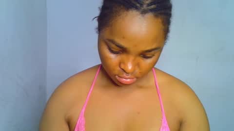 Snapshot of sexy_ebonygirl_ chatting on 10-14-25, 04:57 Clara online show from 10-14-25, 04:57