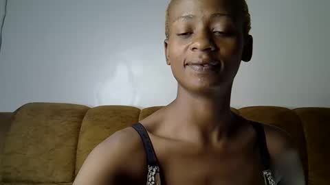 Ellahh online show from 02-26-26, 01:37