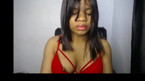 Snapshot of sexy_goddess_pet chatting on 04-02-26, 02:37 Ella online show from 04-02-26, 02:37