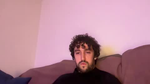 sexy_guy_8 online show from 10-01-25, 07:25