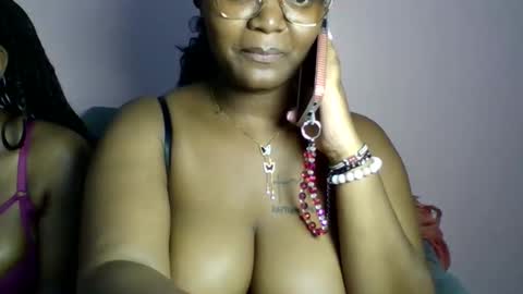 Snapshot of sexy_helle chatting on 04-22-26, 03:46 sexy_helle online show from 04-22-26, 03:46