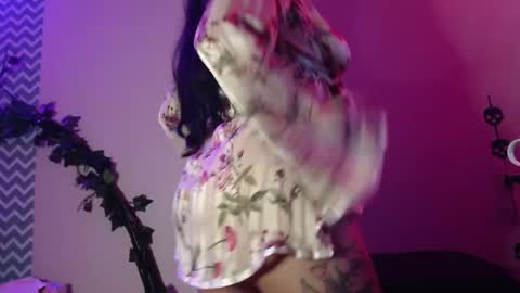 Snapshot of sexy_impact chatting on 03-10-25, 03:34    online show from 03-10-25, 03:34