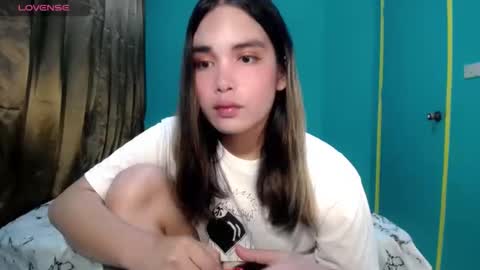 sexy_jasmin08 online show from 06-05-26, 09:09