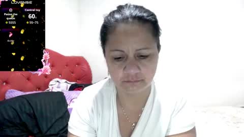 Jhoan online show from 05-17-26, 08:34