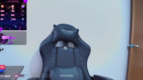 laura  online show from 01-17-25, 07:05