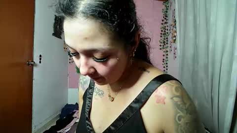 sexy lolas online show from 12-01-25, 01:10