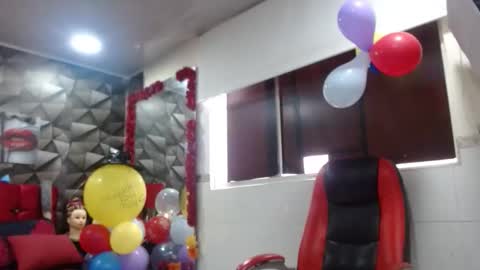 MARIPOSA online show from 10-11-25, 12:04