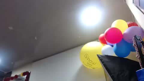 MARIPOSA online show from 10-24-25, 12:01