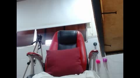 MARIPOSA online show from 12-03-25, 01:09