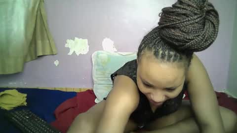 sexy_midnight1 online show from 01-18-26, 07:01