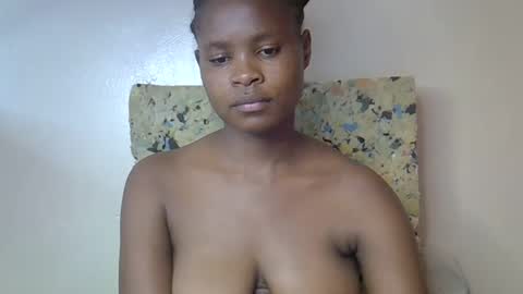 Molyne online show from 04-19-26, 11:31