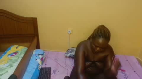 lina online show from 01-12-26, 02:00