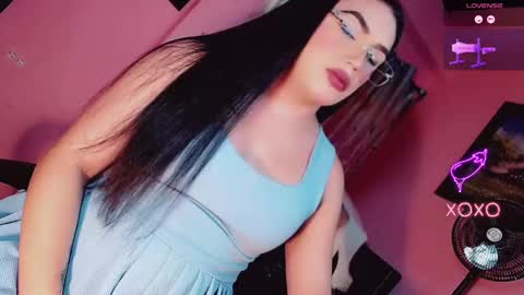 queen online show from 11-23-25, 09:53