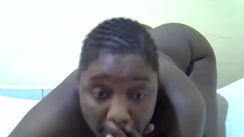 sexy_naila2 online show from 04-20-26, 12:41