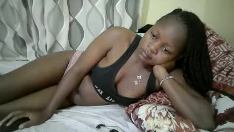 Snapshot of sexy_nanah chatting on 05-19-26, 01:56 sexy_nanah online show from 05-19-26, 01:56