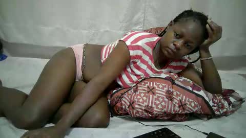 Snapshot of sexy_nanah chatting on 05-30-26, 01:41 sexy_nanah online show from 05-30-26, 01:41
