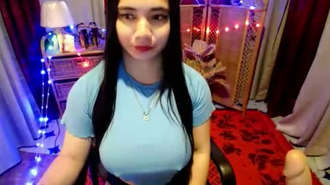 Snapshot of sexy_pussy143 chatting on 06-04-26, 07:03 angela online show from 06-04-26, 07:03