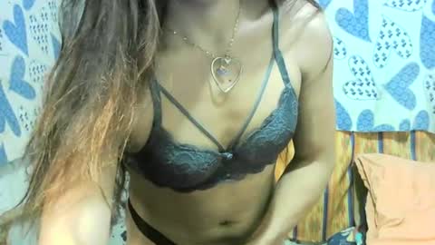 Snapshot of sexy_scarlet69 chatting on 07-22-26, 02:31 scarlet online show from 07-22-26, 02:31