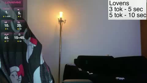 Snapshot of sexy_sweets chatting on 11-23-25, 08:08 Sexy-Sweets online show from 11-23-25, 08:08