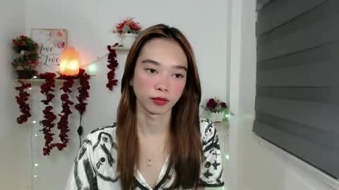   online show from 02-11-25, 10:48