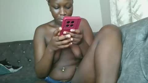 Snapshot of sexy_wendy5 chatting on 12-04-24, 08:12 wendy online show from 12-04-24, 08:12