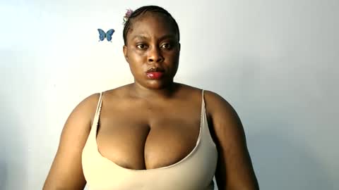 Luna online show from 02-18-26, 07:10