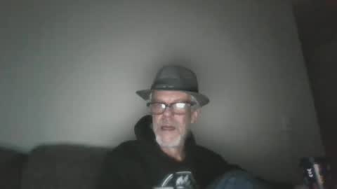 Daddy online show from 02-25-25, 05:15