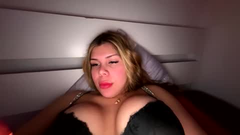 sexyaleja001 online show from 01-12-26, 06:46