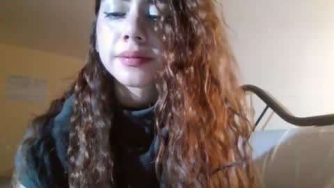 Snapshot of sexyaliceskay chatting on 07-06-26, 02:30 Alice Skay online show from 07-06-26, 02:30